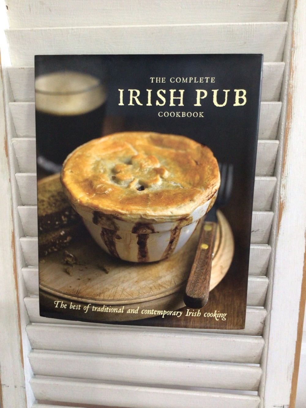 The Complete Irish Pub Cookbook
